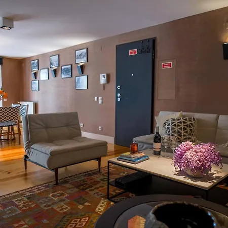 House Of Joy 埃斯托利尔